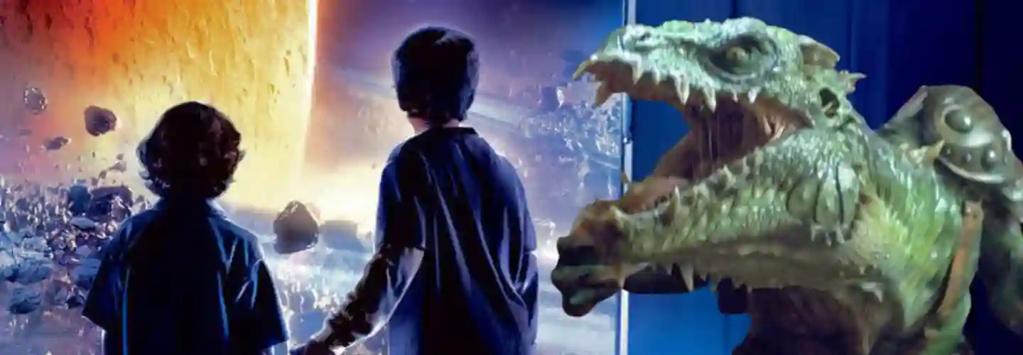 The silhouettes of Walter (Josh Hutcherson) and Danny (Jonah Bobo) on the poster for Zathura: A Space Adventure (2005)